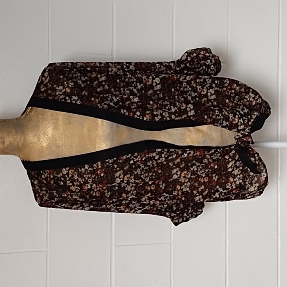 Sag Harbor Flowy Floral Print,1 Button Sheer Cardigan Jacket, Roll Tab Sleeves - Picture 7 of 10